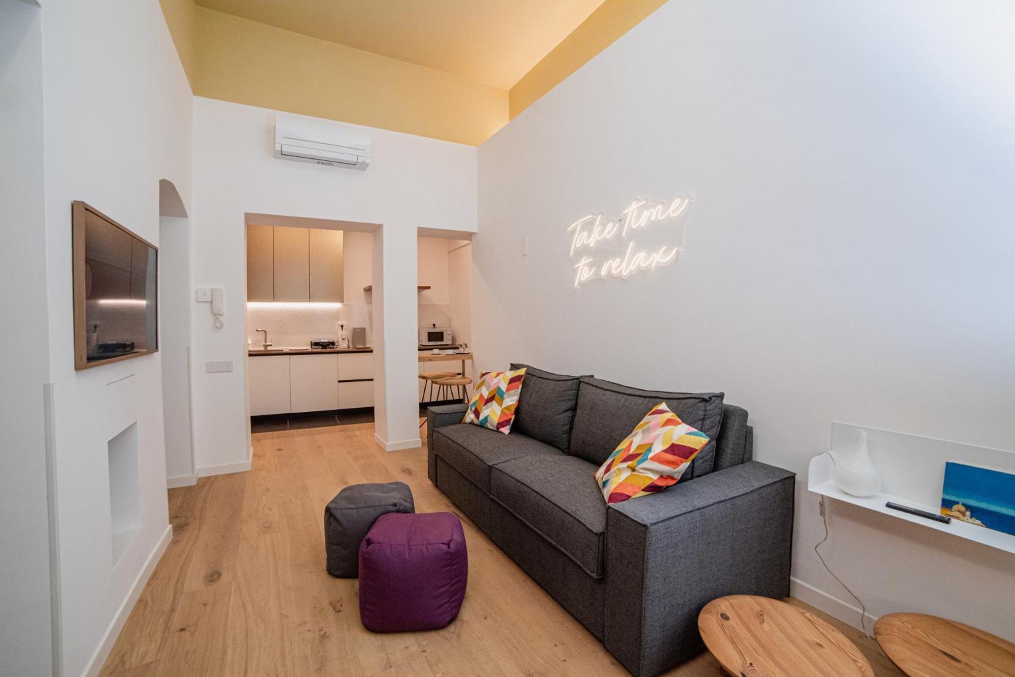 San Michele 15 Apartment Σαλέρνο Εξωτερικό φωτογραφία