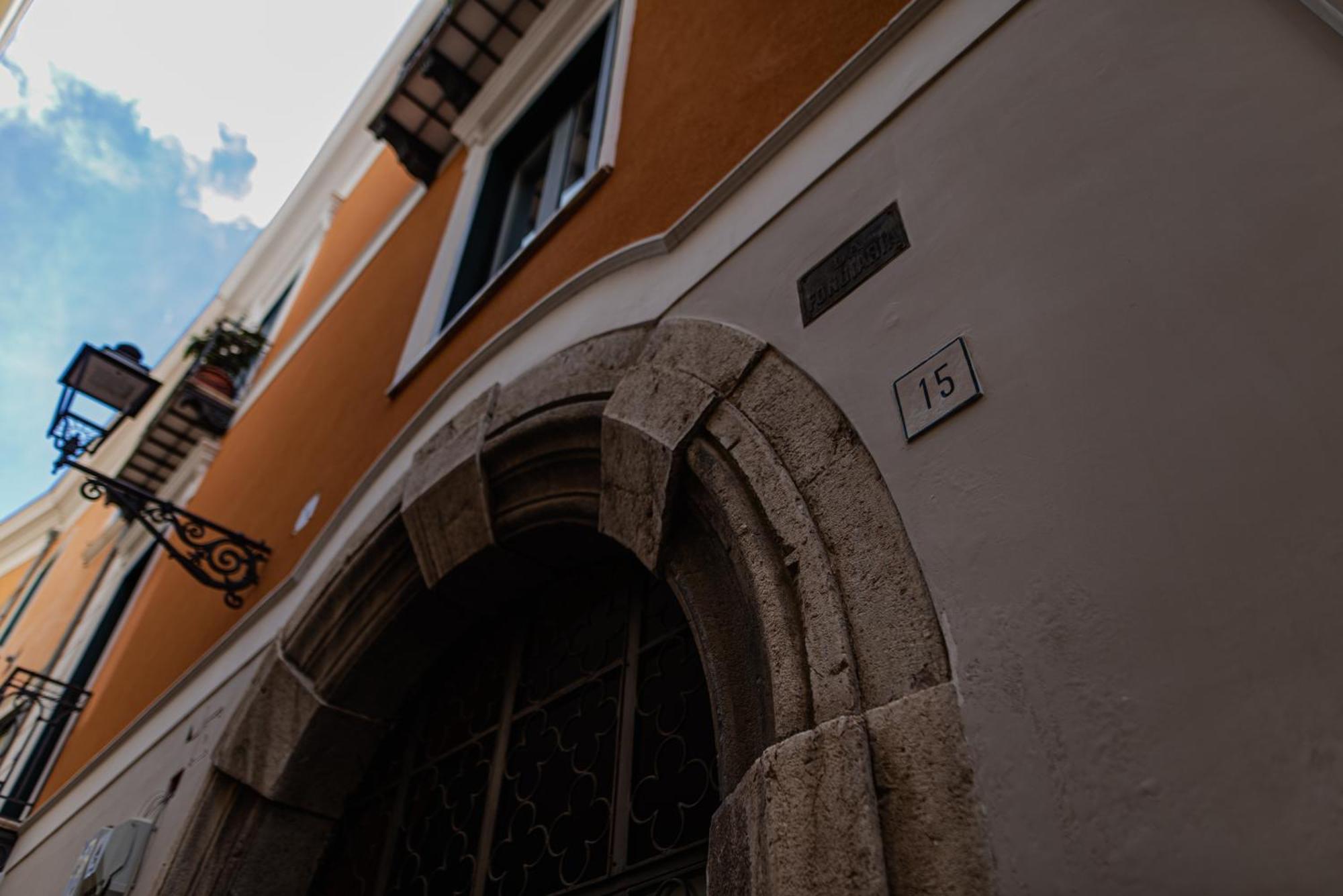 San Michele 15 Apartment Σαλέρνο Εξωτερικό φωτογραφία